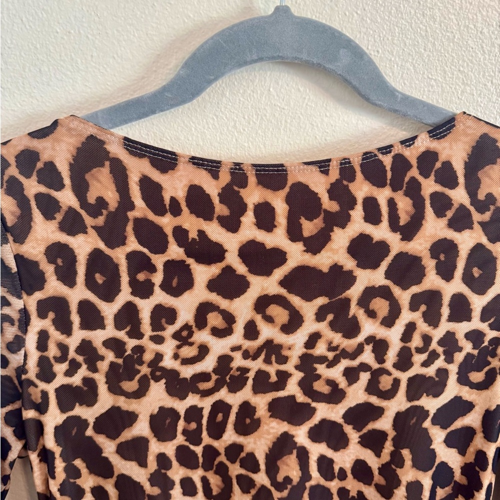 Backless Leopard Print Dress - Picture 5 of 6